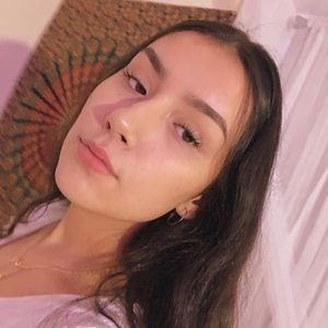 Meet your Posher, Jade